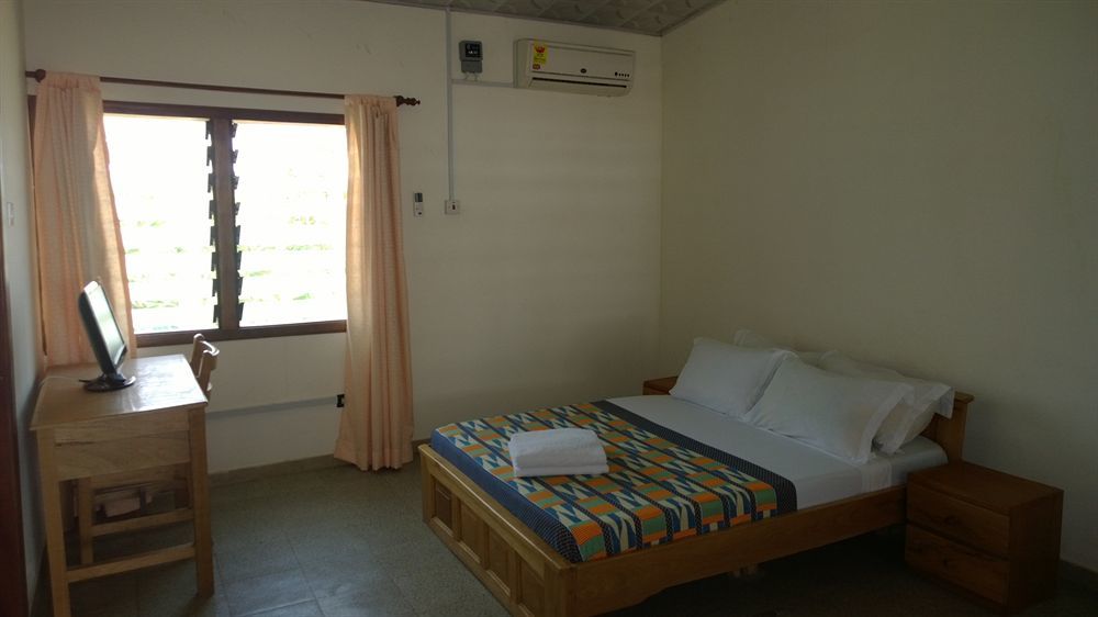 Afiki Resort Elmina Exterior photo