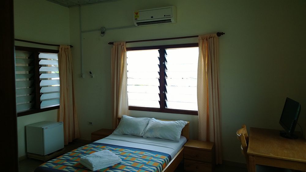Afiki Resort Elmina Exterior photo