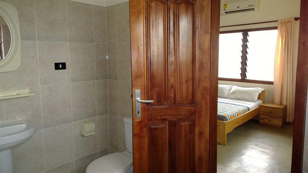 Afiki Resort Elmina Exterior photo